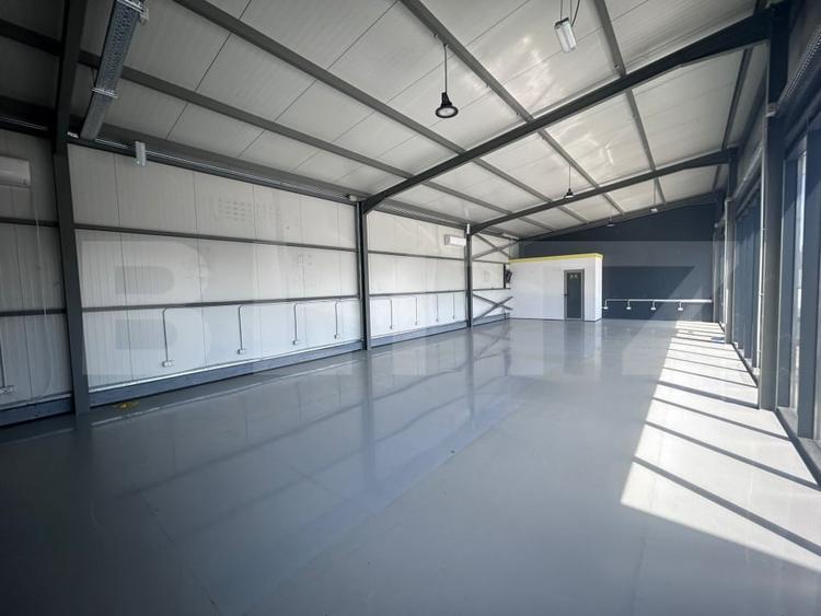 Spatiu birouri 215 mp, vitrina 15 m, cartier Romanesti, zona Rompetrol - 1