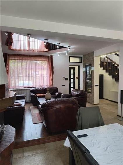 Vila deosebita cu spatiu de curte, situata in cartierul Florilor, Brasov - 3