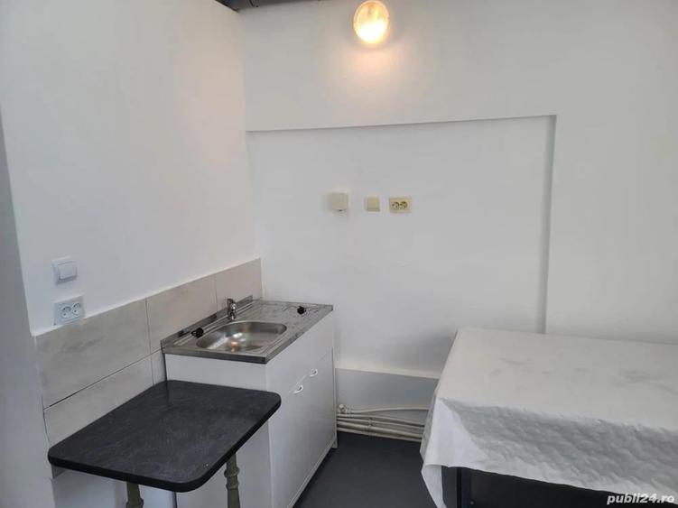 Inchiriez apartament 2 camere + 2 bai pentru muncitori, (maxim 10 persoane ) in zona ultracentrala, - 10
