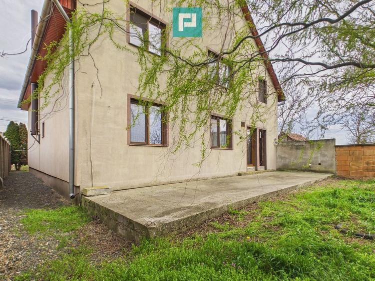 Casă spațioasă în Sântana - 3