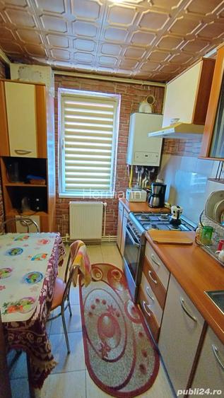 Proprietar vand apartament 2 camere b-dul Iuliu Maniu