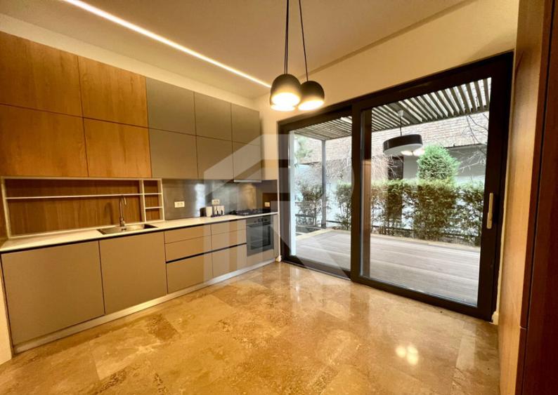 Stunning Villa_First rental after reno - 1