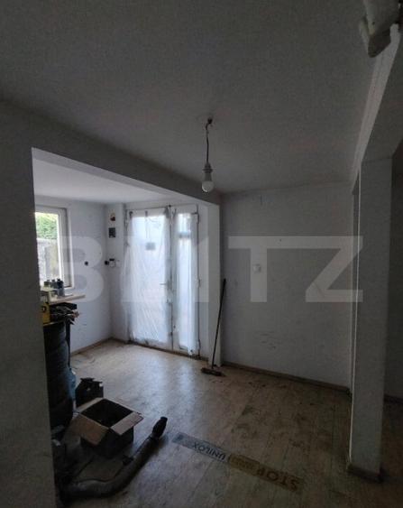 Casa deosebita cu 3 camere si spatiu comercial in Sangeorgiu - 15