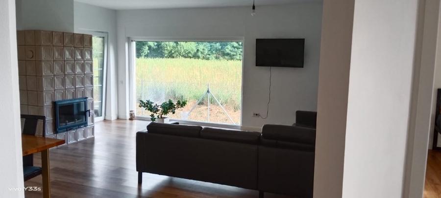 Liniște și confort: Bungalow de vânzare la doar 5 km de Râmnicu Vâlcea - 2