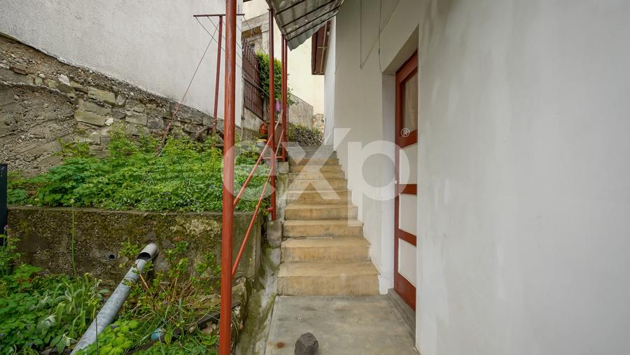 Casă cu priveliște panoramică în inima zonei Șchei – Strada Cotun, nr. 9 - 9