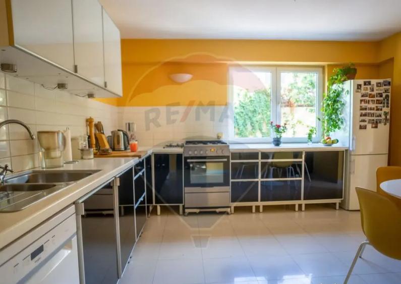 Casa / Vila, 10 cam., Lidl Salaj, multifunctionala - 13