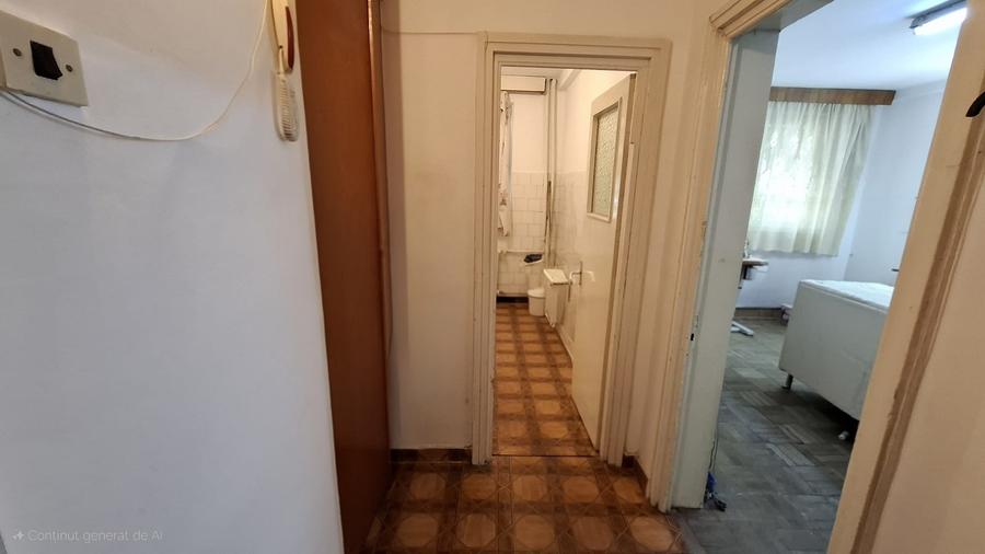 Strada Traian - ap 2 cam , parter /10 , gaze la usa (cf 1) SU 48 mp - 6