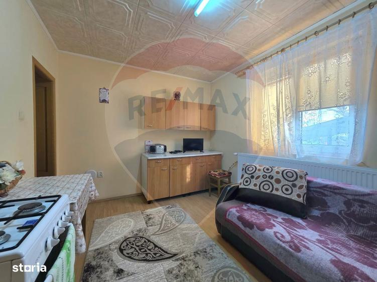 Casa pe strada Prefect Vasile Molovan- Tarnaveni - 11