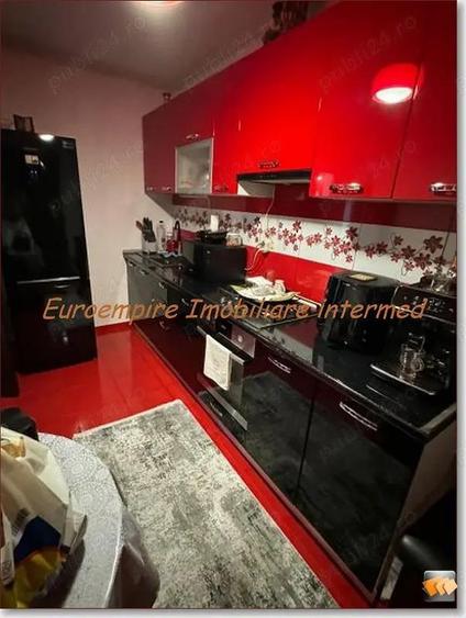 Apartament 2 camere de vanzare zona Km 5 - 9