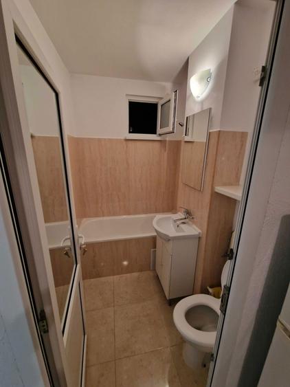 Inchiriez apartament 1 camera zona Petru Rares( Aurora) - 4