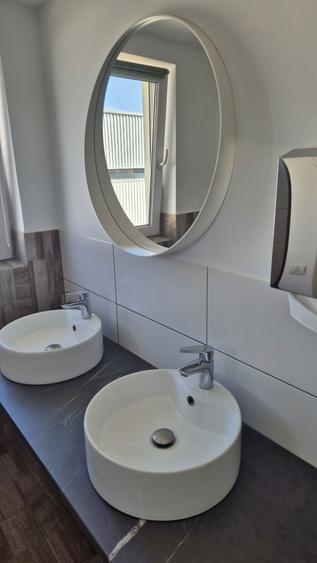 Showroom +Hala Depozitare TVA total 1100mp - 4