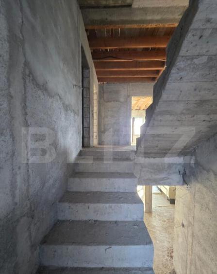 Casa de vanzare - 270 mp Viforata, 3 km de Targoviste - 20