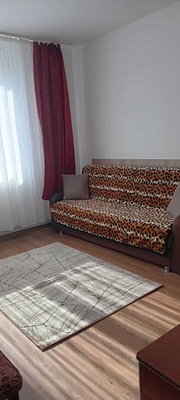 Apartament cu 2 camere semidecomandat în Vedea