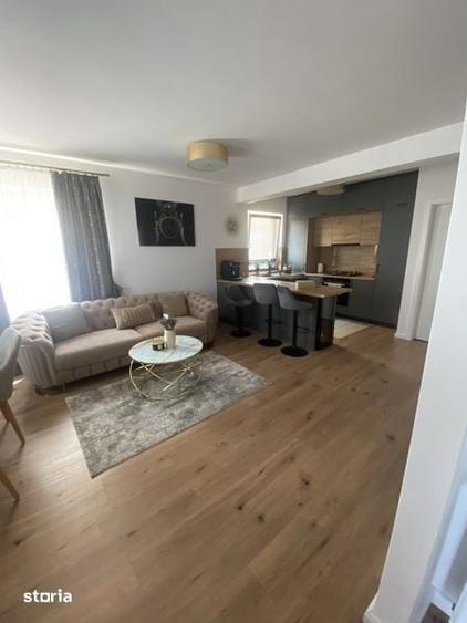 Casă cu 4 camere cu Teren 140 Mp în Central