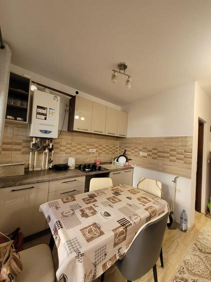 Inel II - Bratianu  -Mobexpert casa 2 camere centrala gaze mobilata - 89000 euro - 38