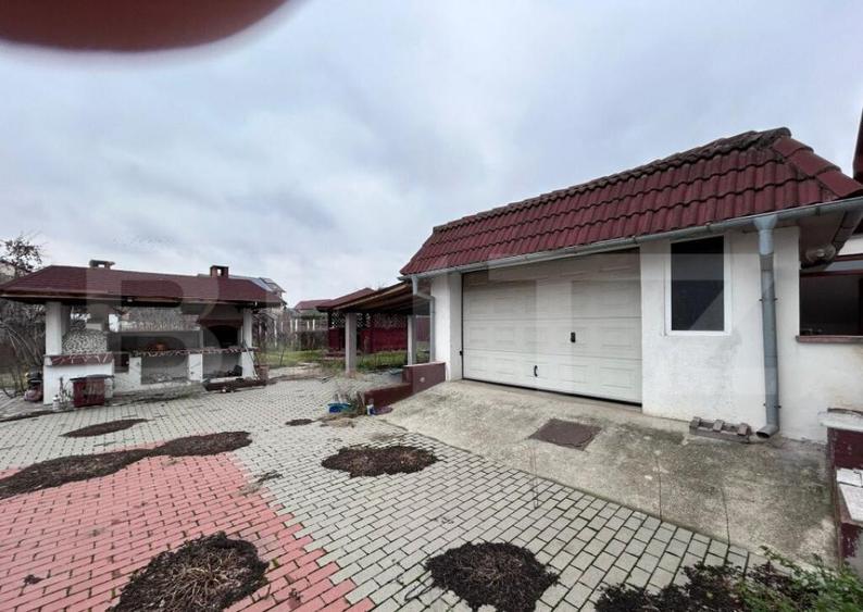 Casa cu 7 camere, 4 bai, 330 mp, 900 mp curte, zona Ford - 7