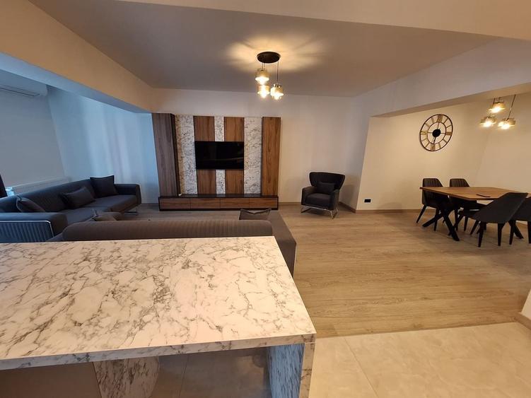 Apartament cu 2 camere decomandat, mobilat în Unirii