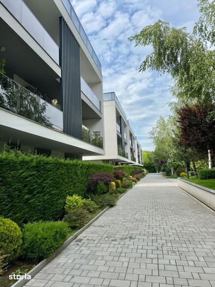 Apartament cu 4 camere în Central