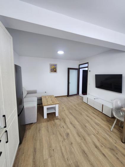 Apartament 2 camere , 6 min metrou Aparatorii Patriei, NOU , centrala ,AC , TV , prima inchiriere - 4