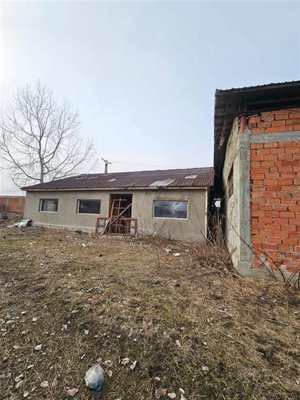 Teren Construcții intravilan de 57662 mp, în Popeni