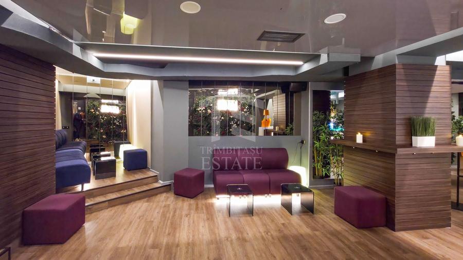 Spațiu comercial, de 169.33999633789 mp, în Calea Victoriei