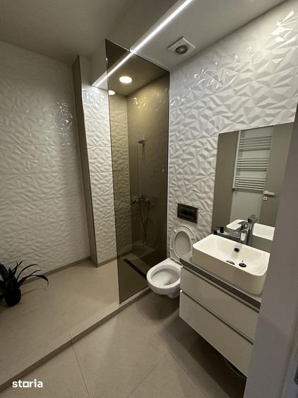 Apartament cu 3 camere, mobilat în Nord