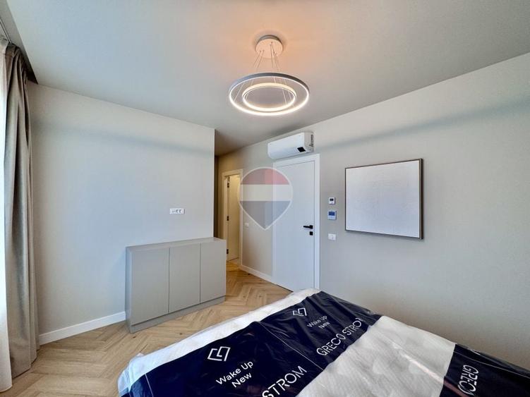 Apartament cu 4 camere decomandat, mobilat în Pipera