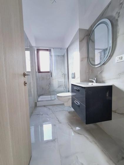 Apartament cu 2 camere decomandat în Girocului