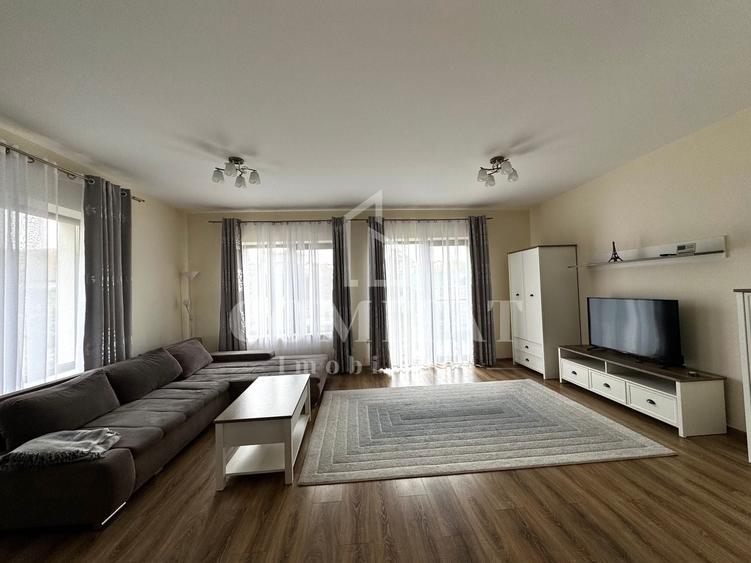 Duplex cu 4 camere cu Canalizare în Europa