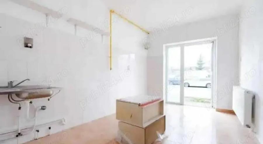Spațiu comercial, de 250 mp, în Central