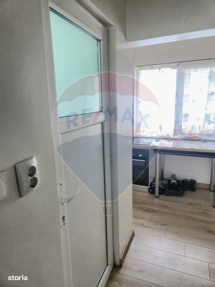 Apartament cu 1 camere de vanzare - 1