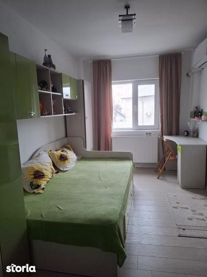 Proprietar apartament 3 camere - 7