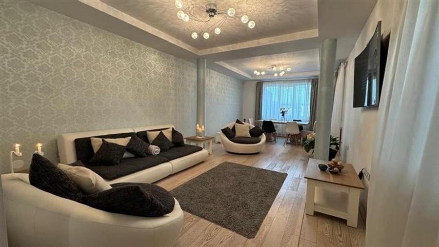 Film&3D!Vila Premium+casa scandinav al, pretios areal, 2.100 m teren Santana de - 10