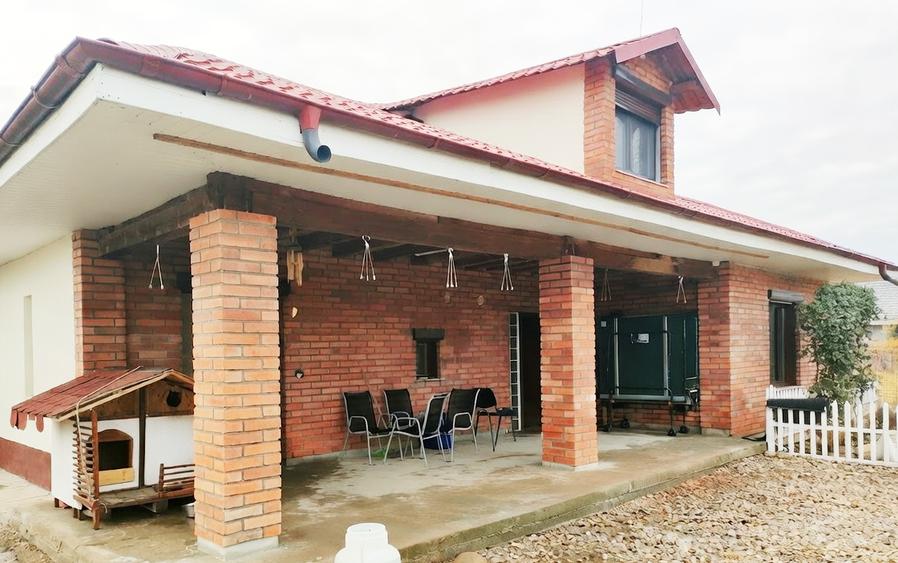 Casă solidă cu potențial uriaș – Zona Laminorului - 1