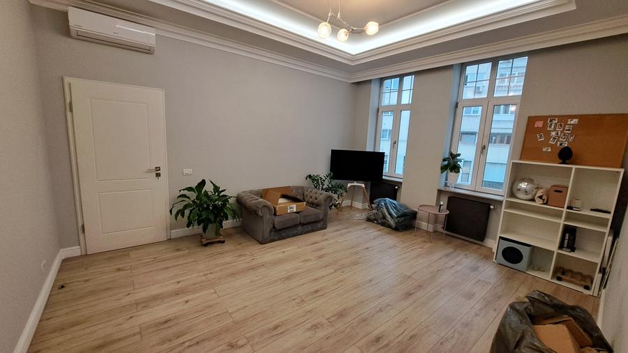 SPATIU BIROU - AMENAJAT LUX - PIATA UNIRII - 20