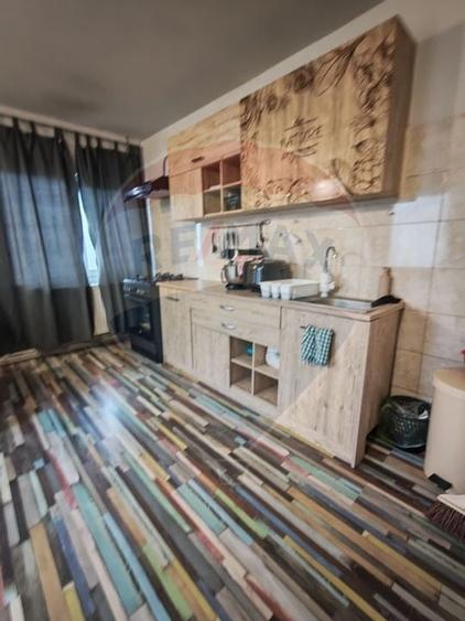 P+E+M cu 13 camere, Bariera Valcii in proximitatea Spitalului Regional - 5