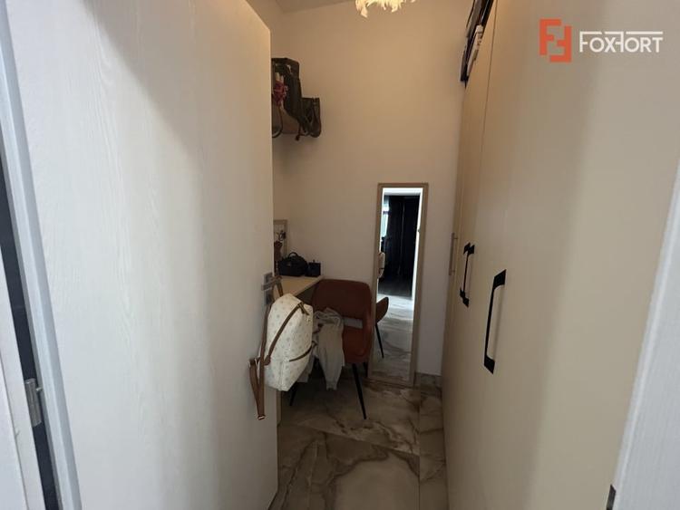 Apartament cu 3 camere si 2 bai, etaj 2 in Giroc - 9