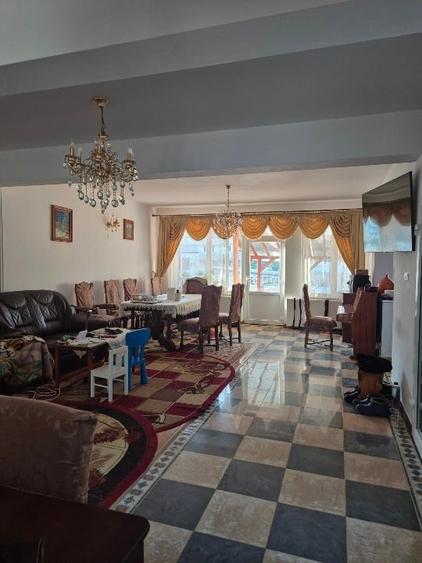 Casa de vanzare in Oradea zona Rogerius - 9