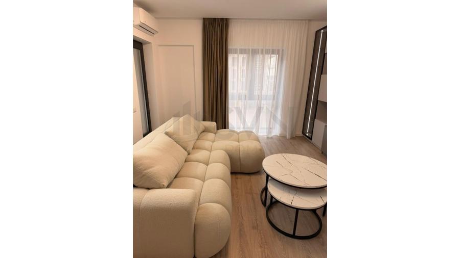 Apartament cu 3 camere decomandat, mobilat în Pipera