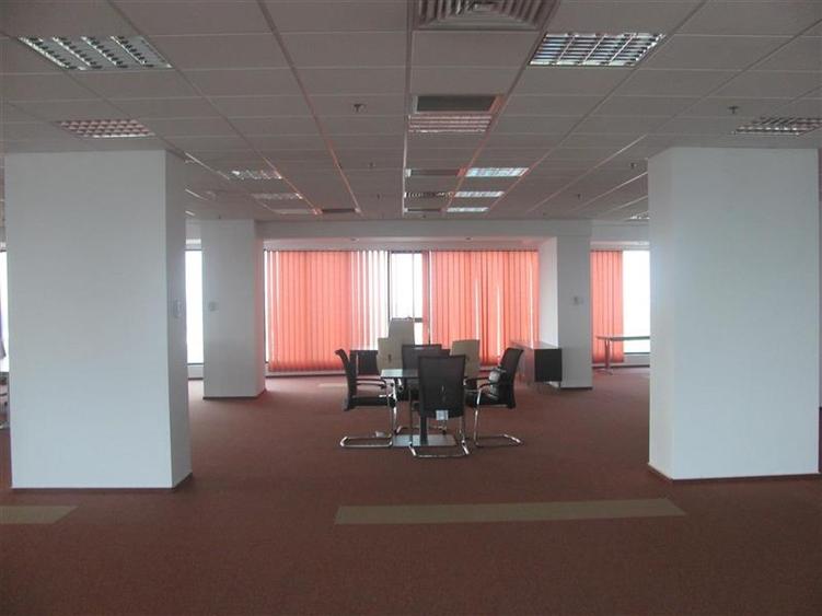 Vanzare cladire birouri zona Pipera Tunari - 21