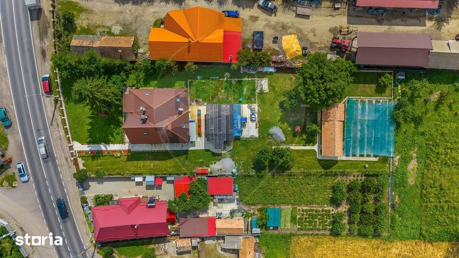 Casă cu 8 camere cu Teren 7150 Mp în Ozun