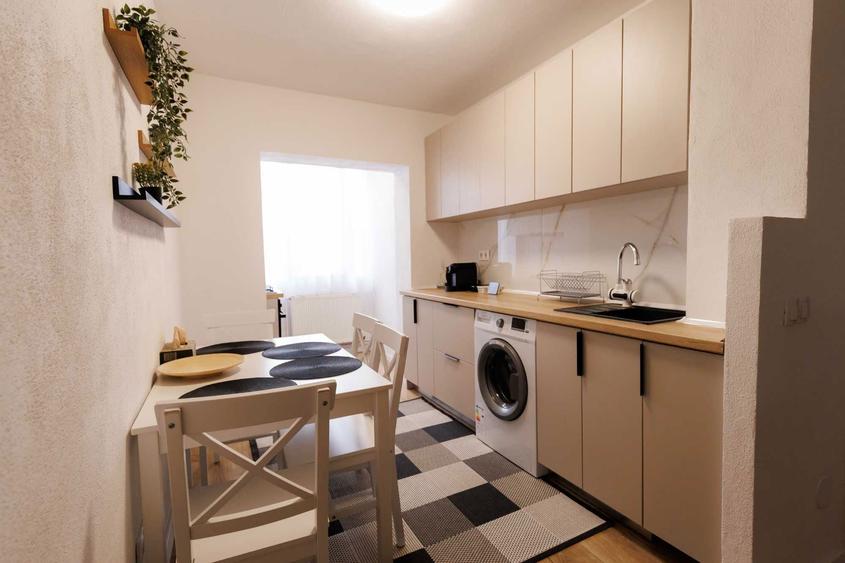 Apartament de vanzare - 4