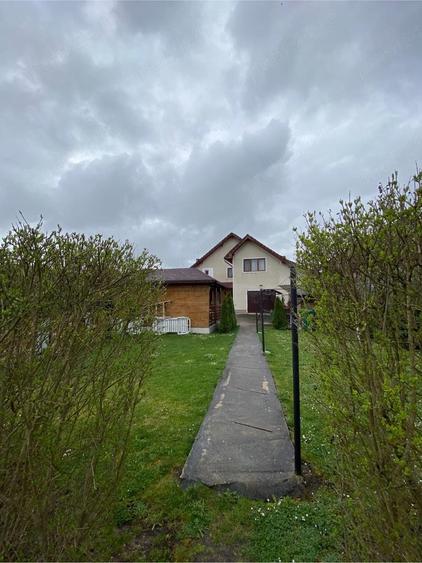 Casa + pensiune de vanzare - 1