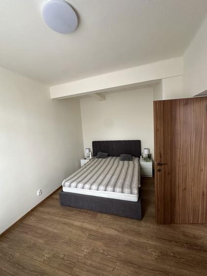 Vand apartament 3 camere cu 2 bai. RENOVAT RECENT Deveselu(Cartier aviatorilor) - 7