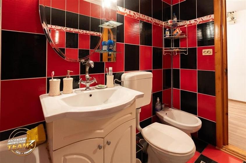 FILM!Apartament 2 camere,decomandat, mobilat,echipat,ariere favorabila,Targu Sec - 15