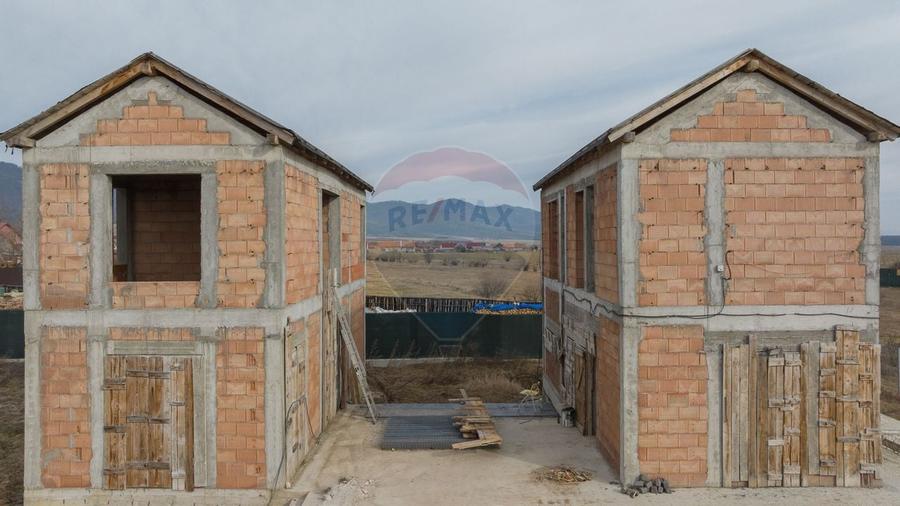 COMISION 0% Casa Individuala La Rosu cu teren de 4000 mp in Crizbav - 8