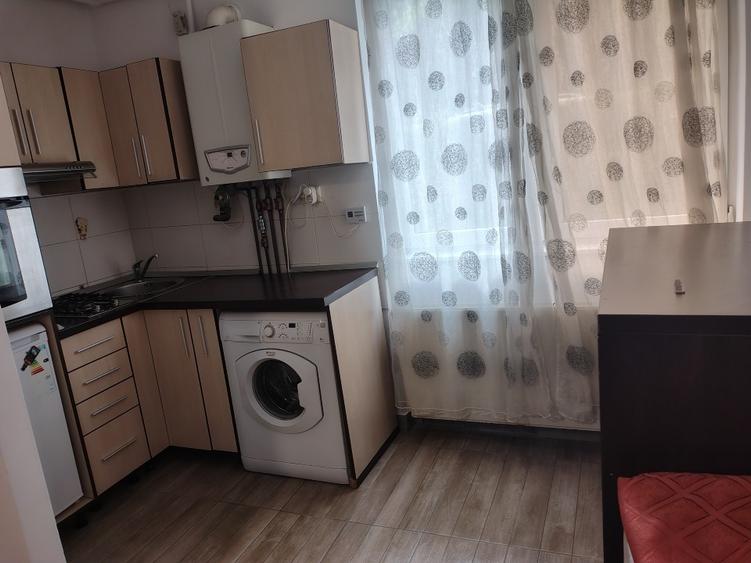Închiriez garsoniera - 4