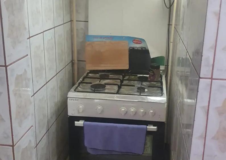 Apartament de vanzare - 4