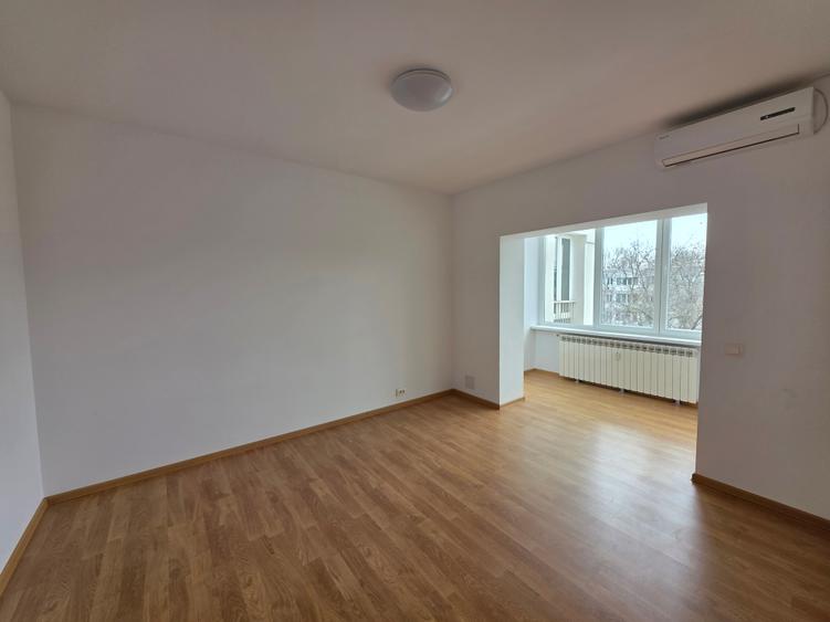 Pajura decomandat vila 74.10 m2 plus o boxa mare de 12 m2 - 6