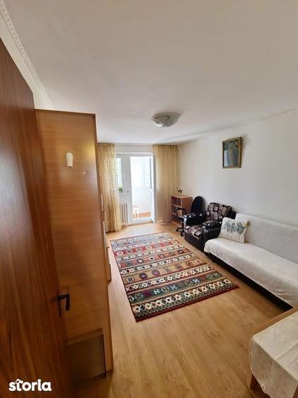 Inchiriez apartament 2 camere Foarte frumos Spatios , Super Pret !! - 1